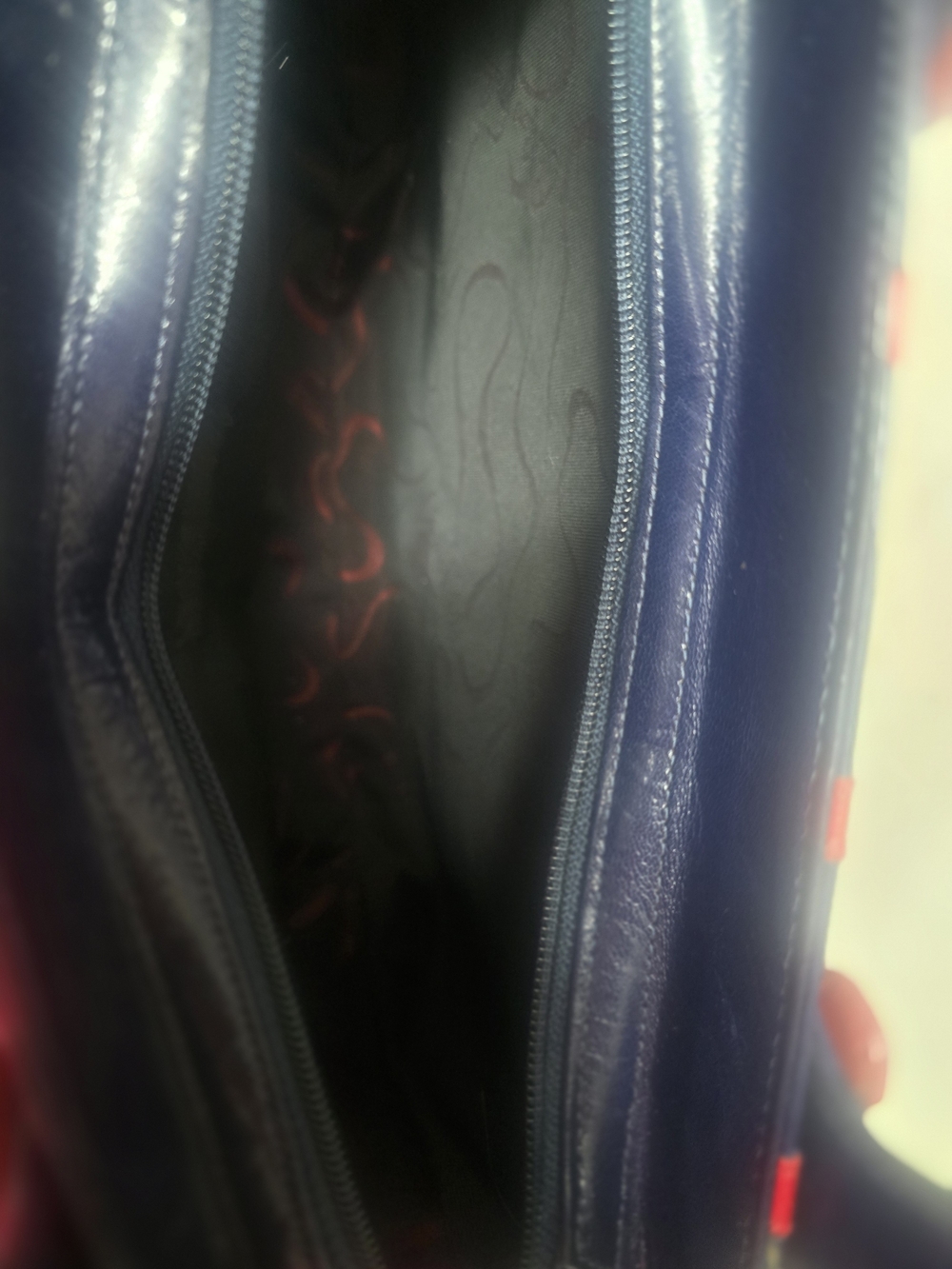 Carlos Falchi Black Satchel with Red Appliqué Xs - Picture 6 of 11